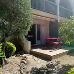 Beau T2 Avec Jardin Frejus Plage